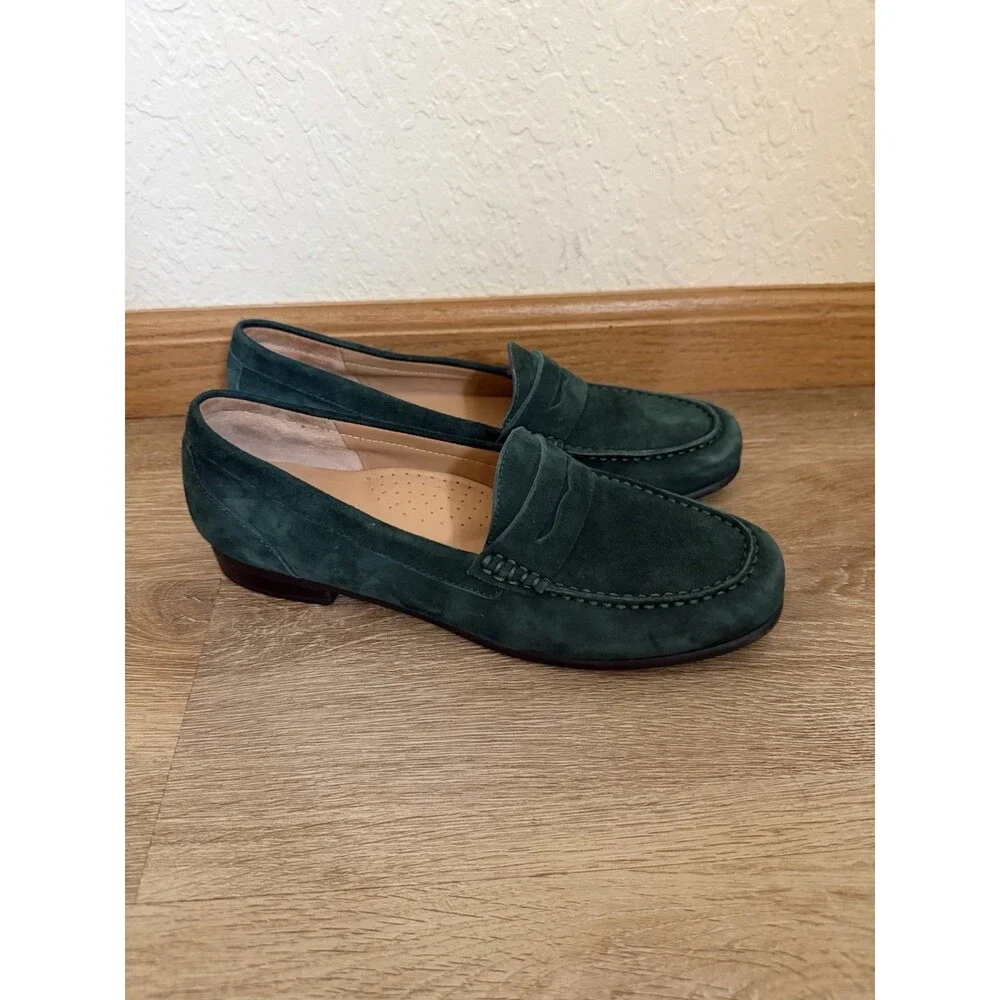 Array Hunter Green Suede Leather Women’s Penny Loafers Size 10N